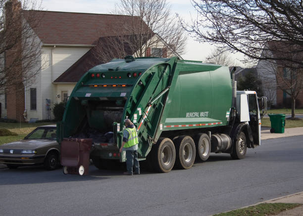 Best Yard Waste Removal  in Osseo, MN